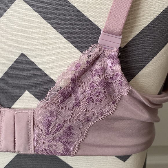 VS Body by Victoria Lace Demi Bra - Picture 3 of 6